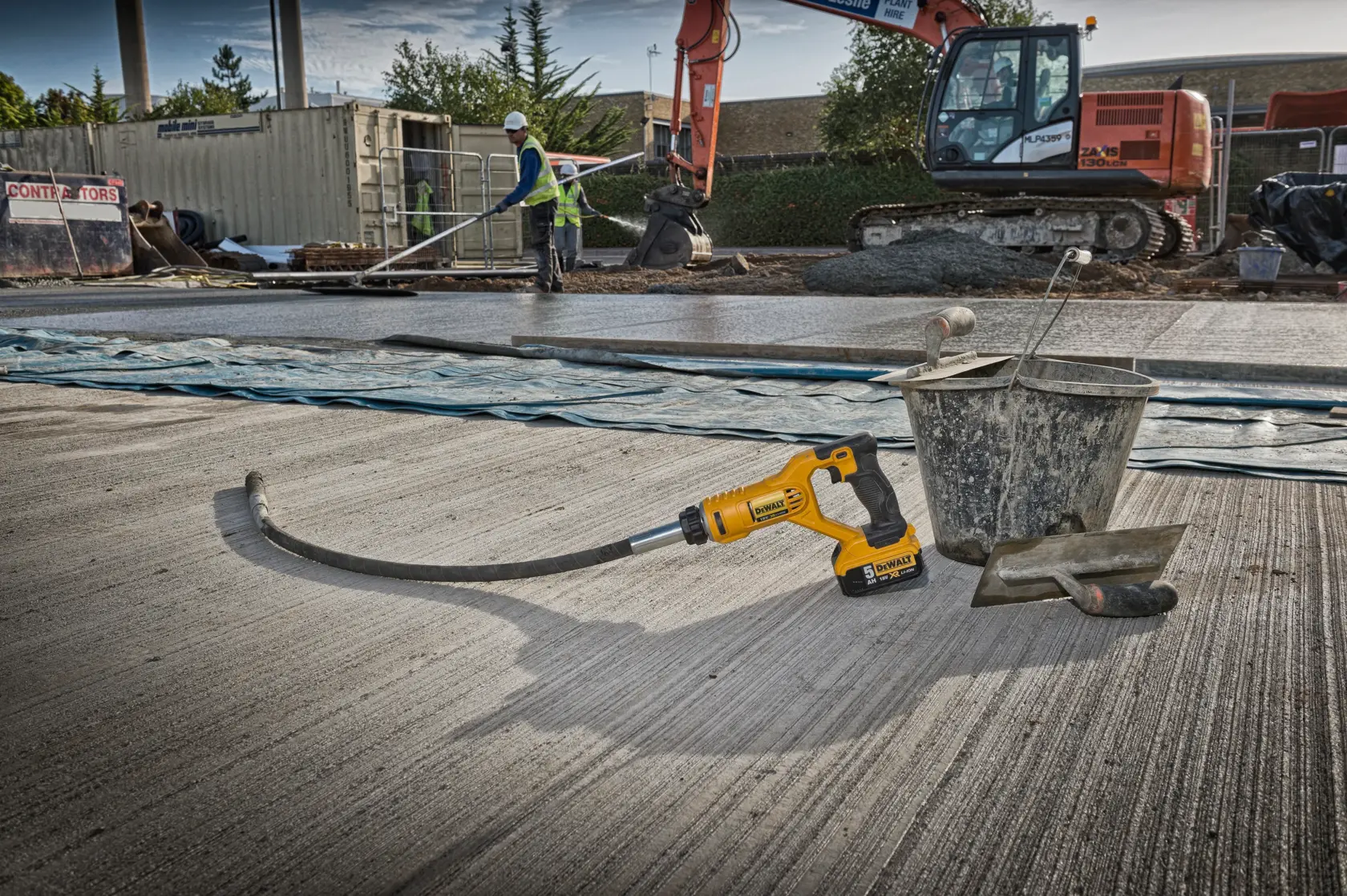 VIBRATOR PENTRU BETON 18V XR - Unitate fără accesorii