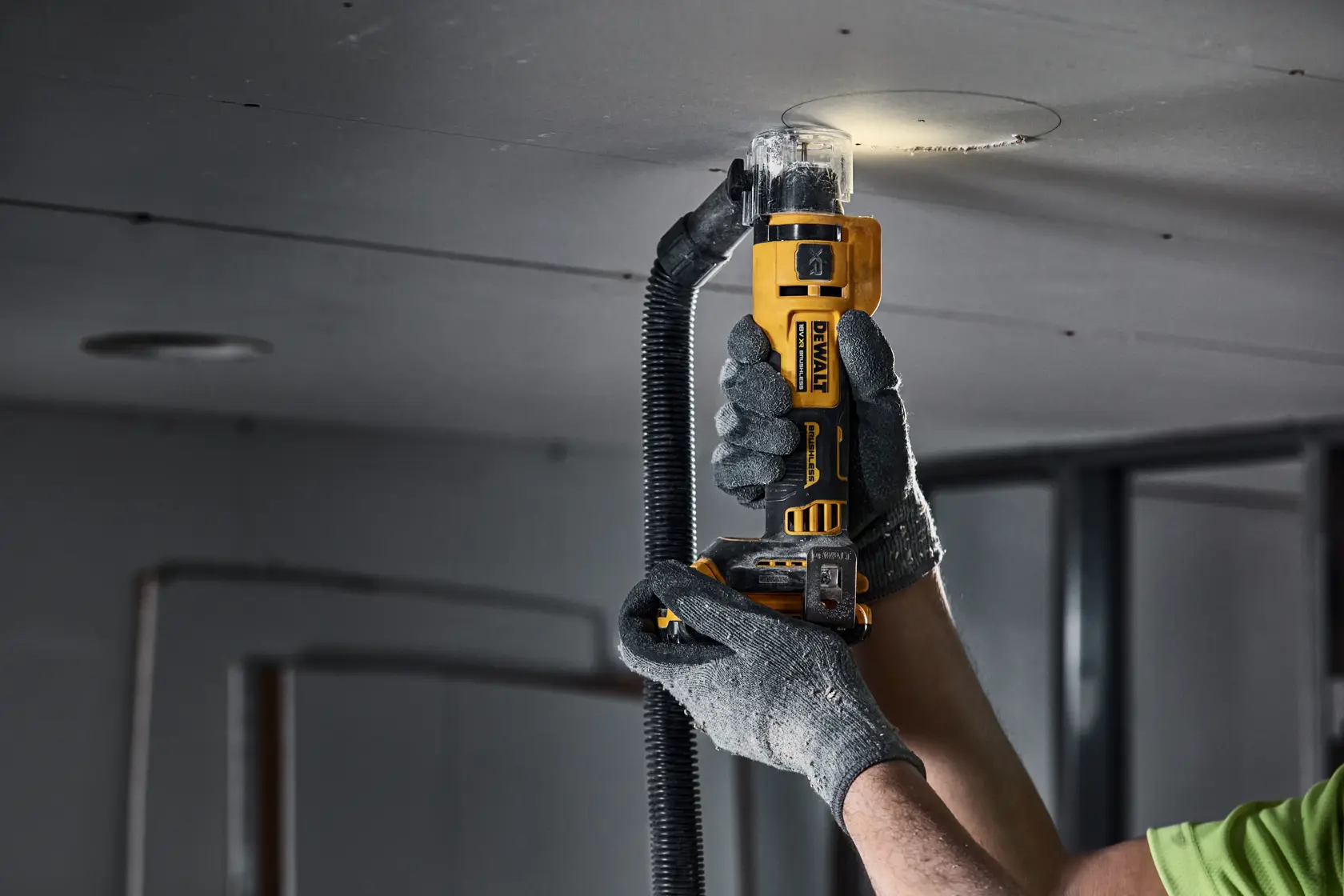 Unealtă de tăiat gips-carton de 18 V XR