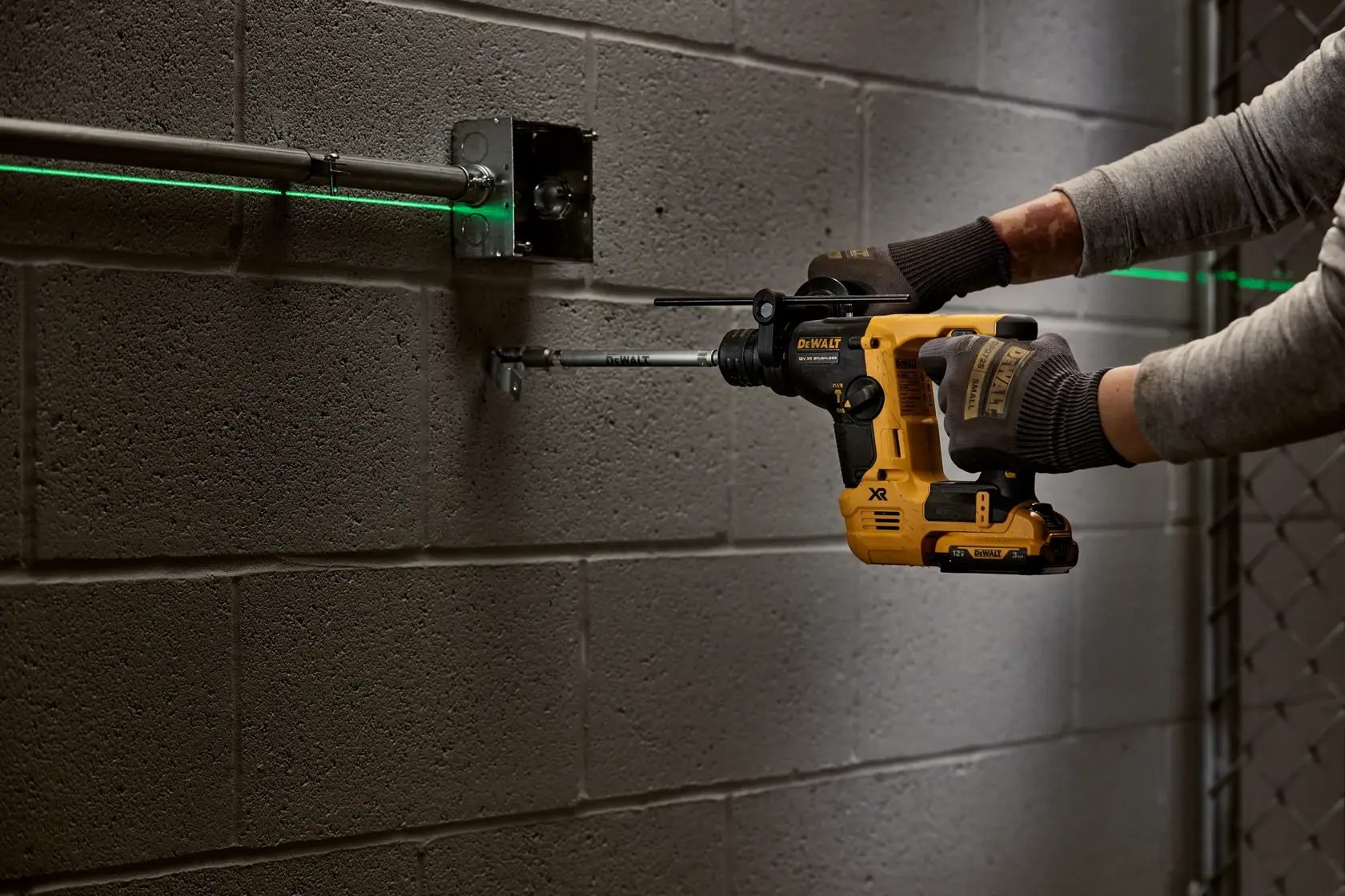 Ciocan rotopercutor cu motor fara perii SDS Plus de 12 V XR, ultracompactă de 14 mm SDS Plus - Unitate goală