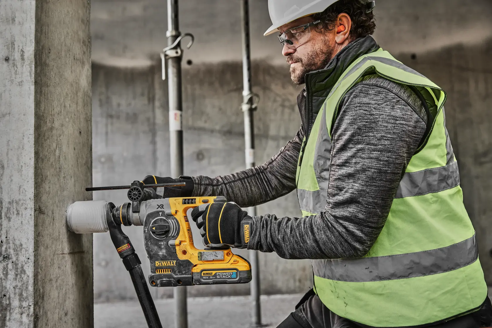 Ciocan rotopercutor cu motor fără perii, SDS-Plus de 24 mm, XR de 18 V - 2 X POWERSTACK™ 5 AH