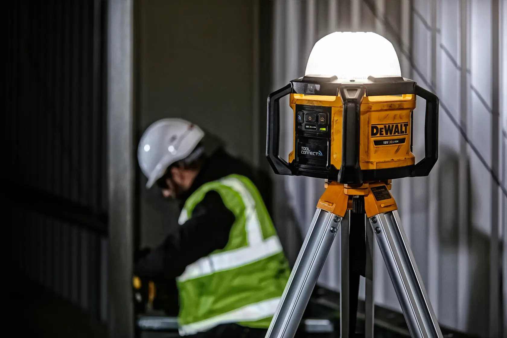 Lampă LED de lucru 18V XR Tool Connect