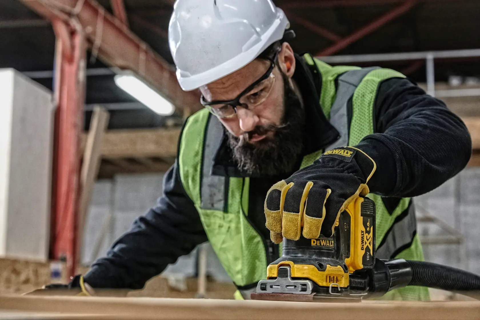 Șlefuitor cu palmă de 1/4 de foaie fără perii 18V XR fără perii (2 x 5 Ah)