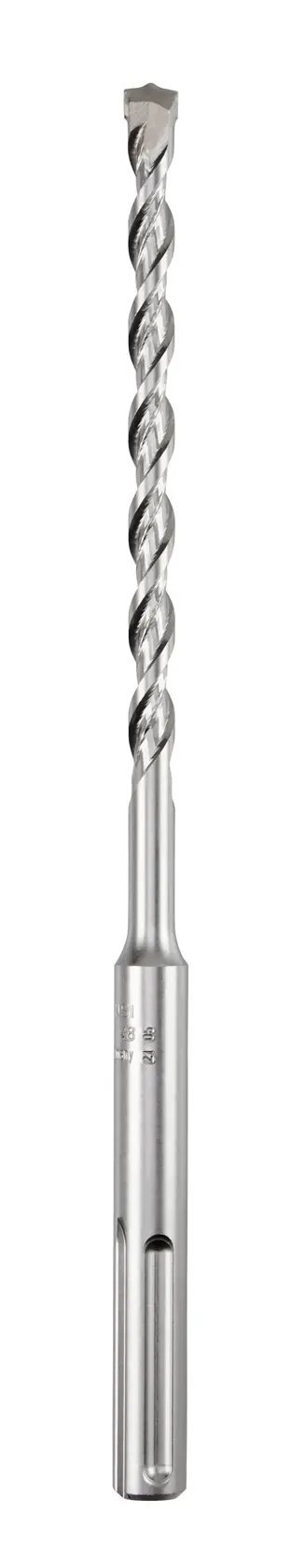 Ein einzelner langer SDS-plus-Mauerwerksbohrer mit Spiraldesign und Hartmetallspitze, geeignet für den Einsatz mit Bohrhämmern.