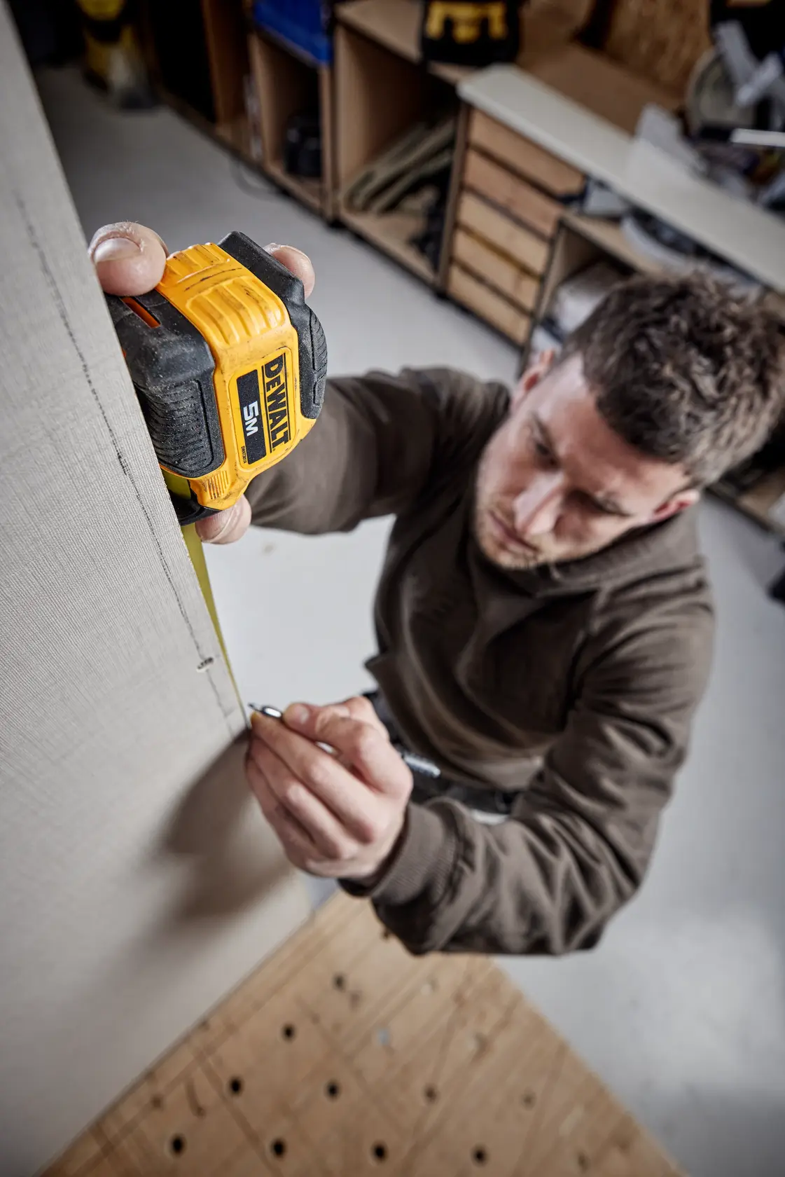 Ruletă DEWALT® Compact Series 5 m (lățime bandă 28 mm)