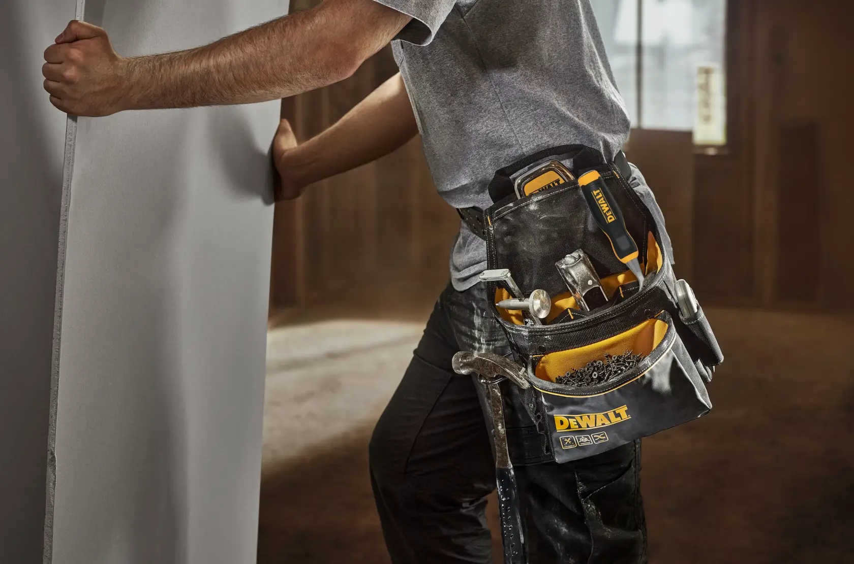 Borsetă profesională DEWALT® pentru unelte