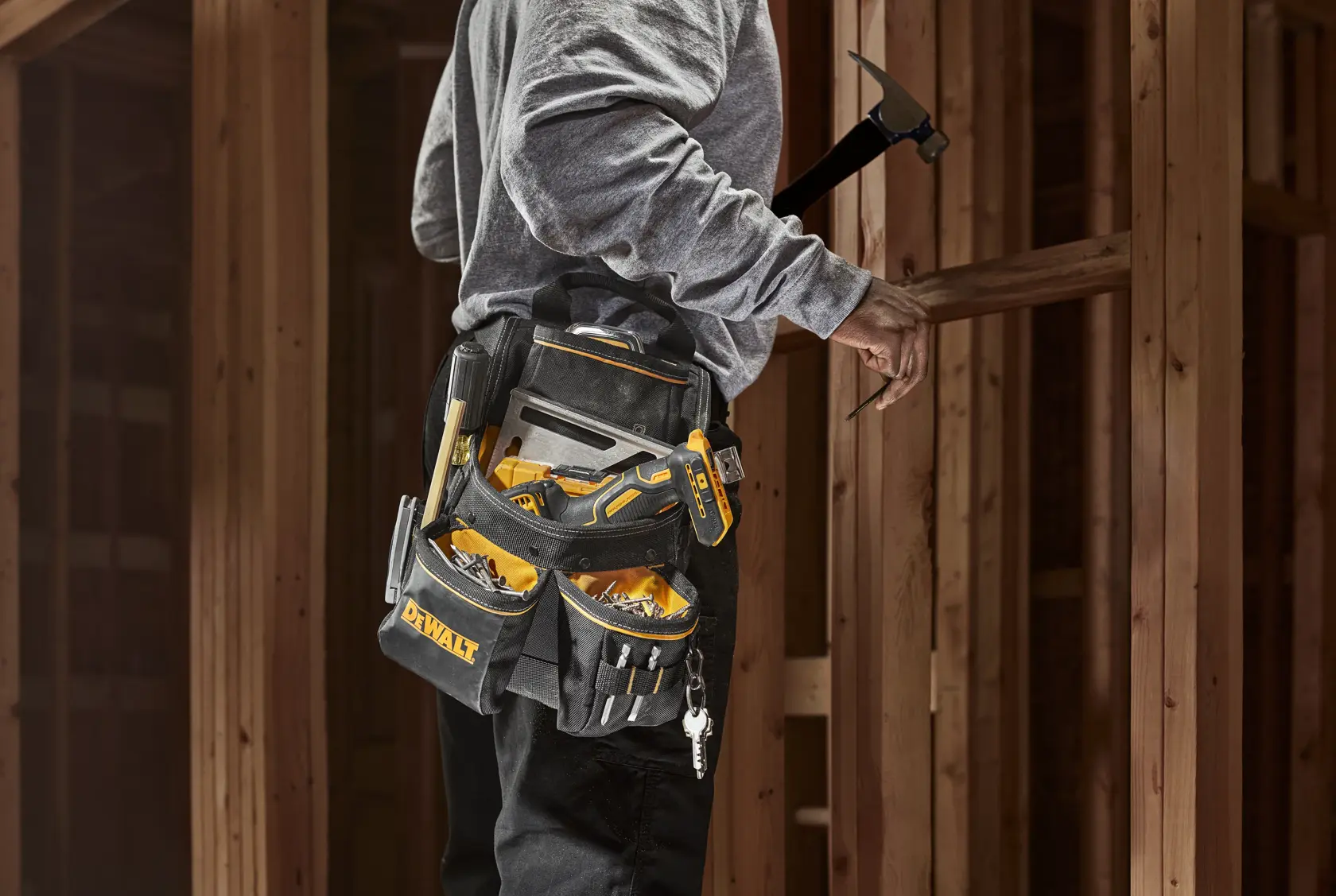 Borsetă profesională DEWALT® pentru cuie