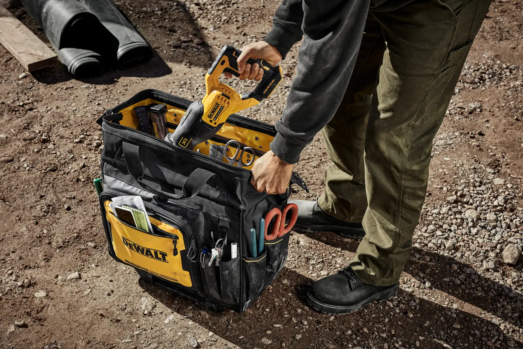 Geantă DEWALT® Pro pentru unelte, cu roți