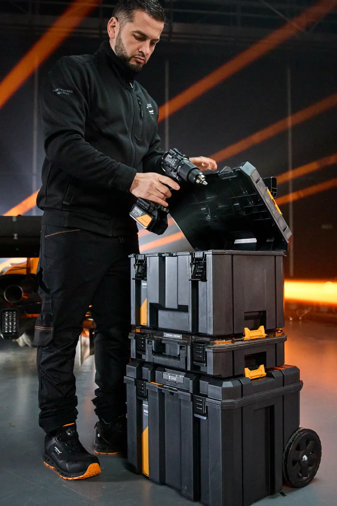 Turnul TSTAK® 3 în 1 DEWALT® x McLaren